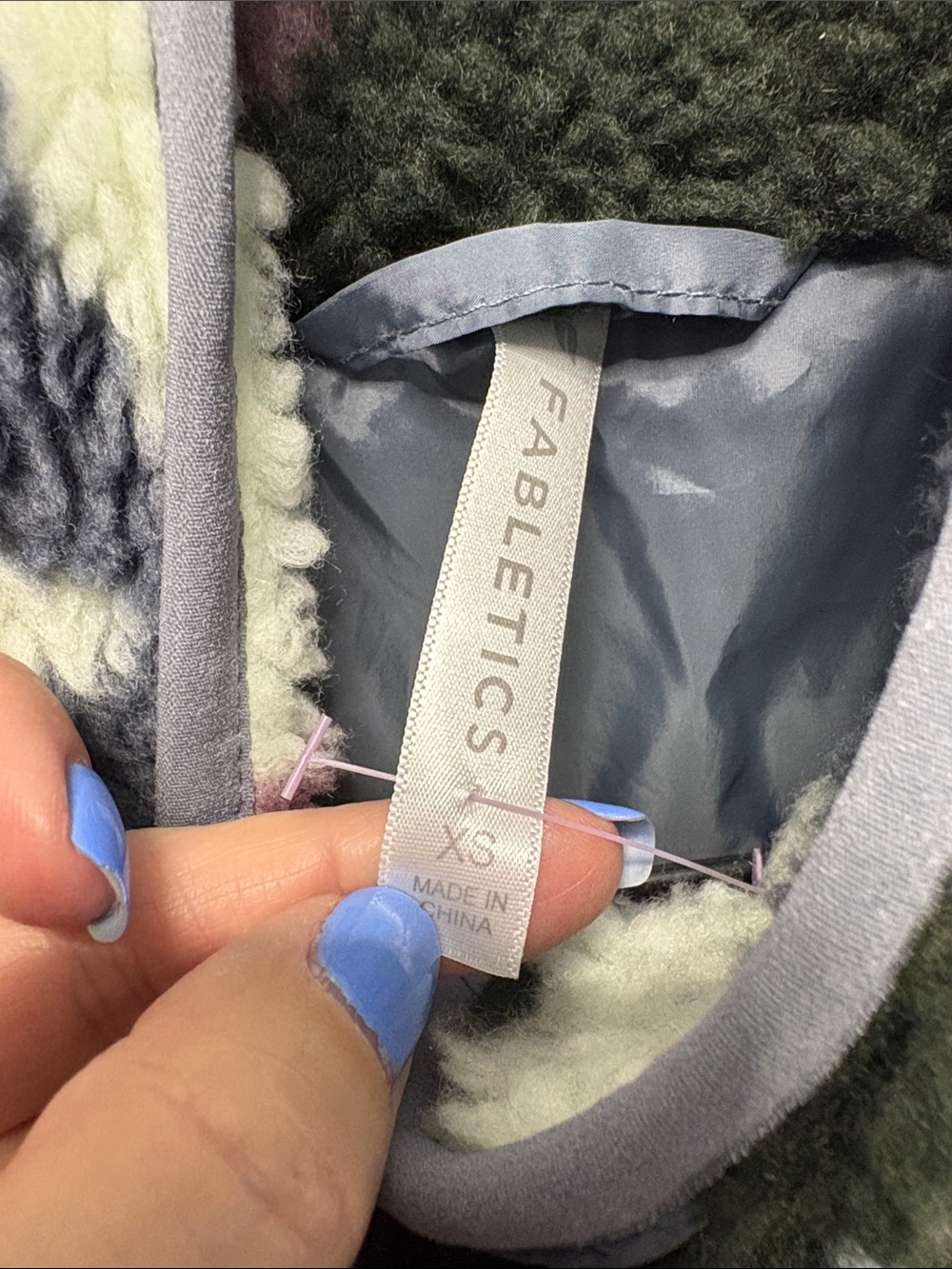 Fabletics Tahoe Teddy Sherpa Jacket-oversized - Picture 4 of 10